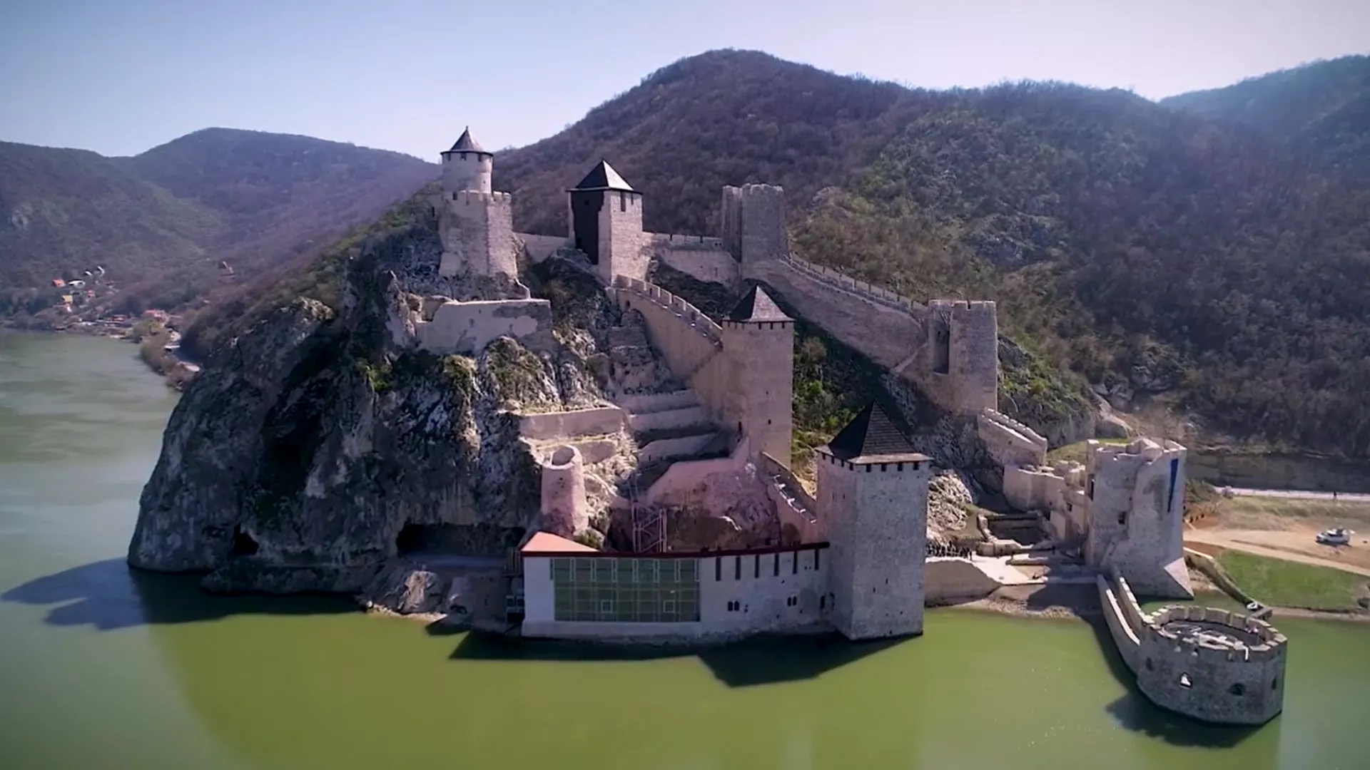 Моја лепа Србија: Средњовековни градови и утврђења