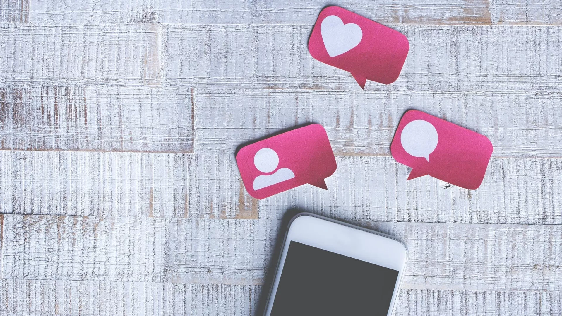 Обрати пажњу – Kако друштвене мреже утичу на наш мозак?