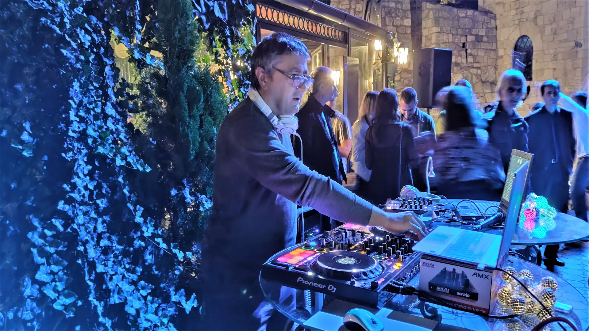 Discoteca+  17. 3. 2021.