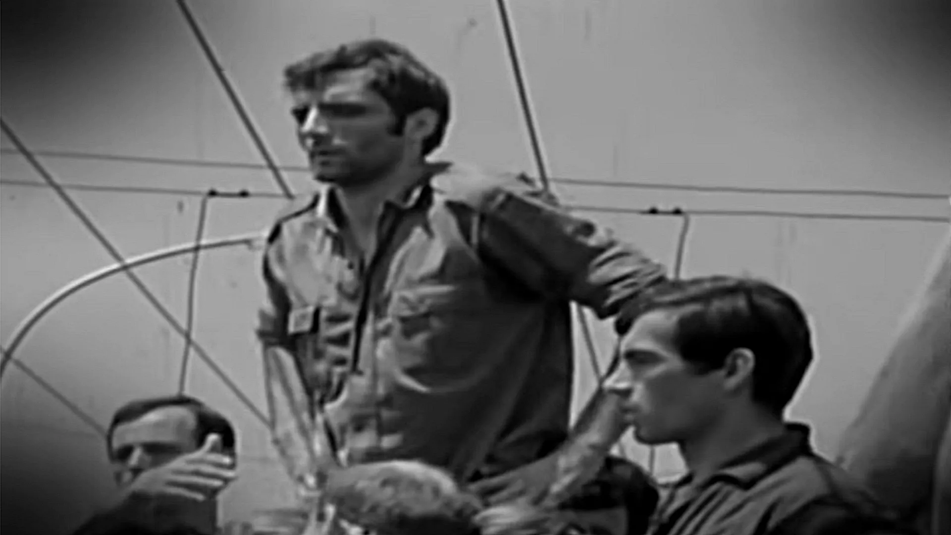 Говори да бих те видео - Влада Револуција (1946-2021)
