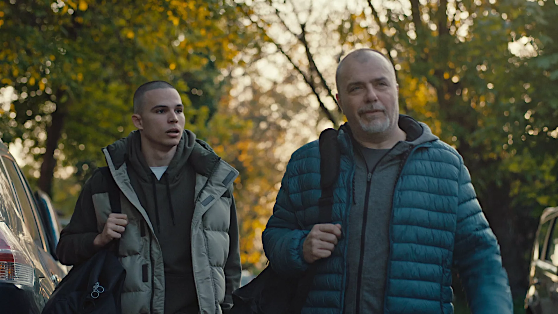 У клинчу (2022) (1. епизода)