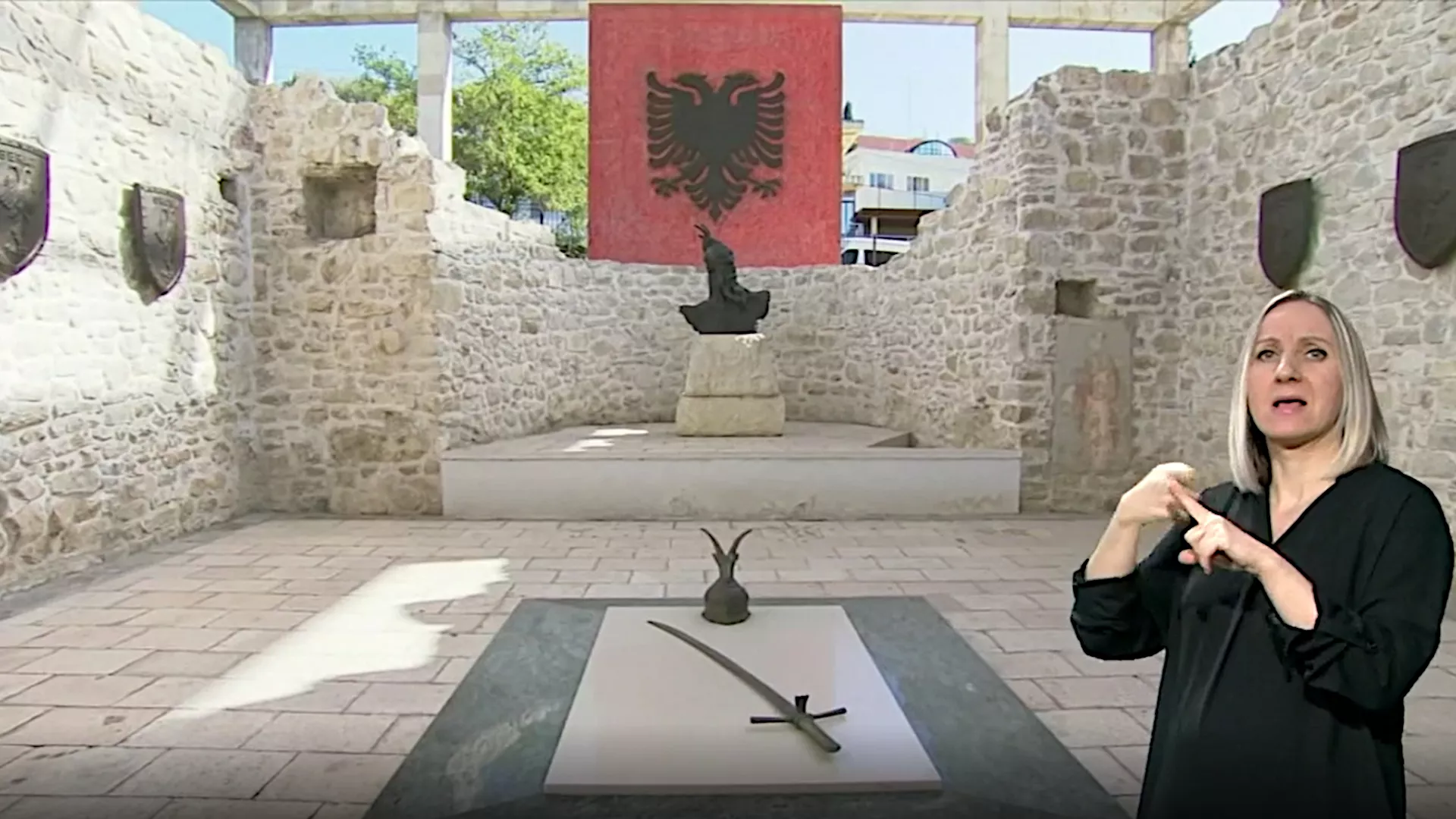 Приступачан програм: Квадратура круга - Православци у Албанији, први део (СЗЈ)
