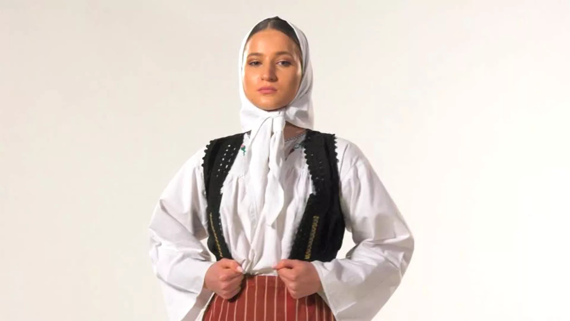 Народне ношње Срба: Лесковац