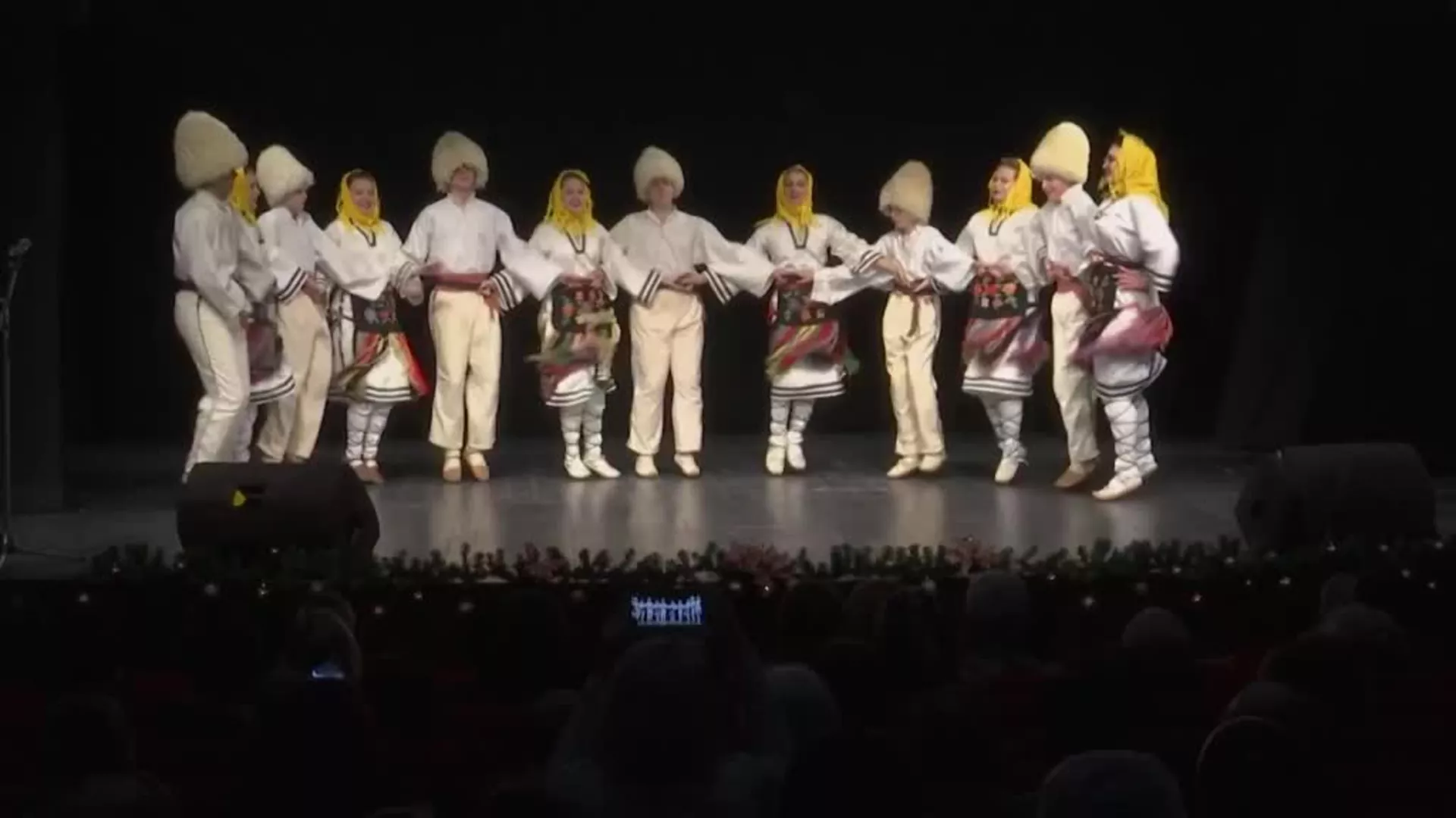 Фолклорни ансамбл Севдах