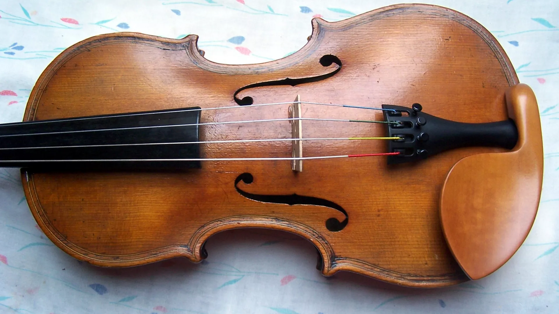 Аутограм – Тобијас Хјум: ПЕСМЕ