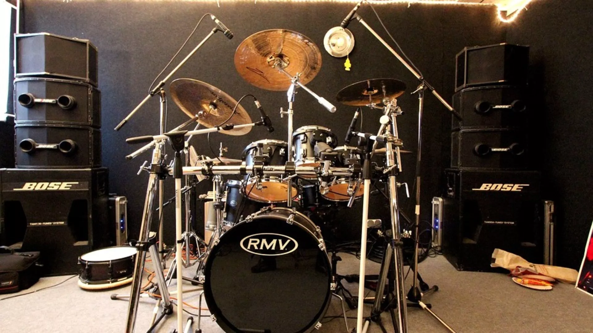 Џез сцена ‒ „Universal”