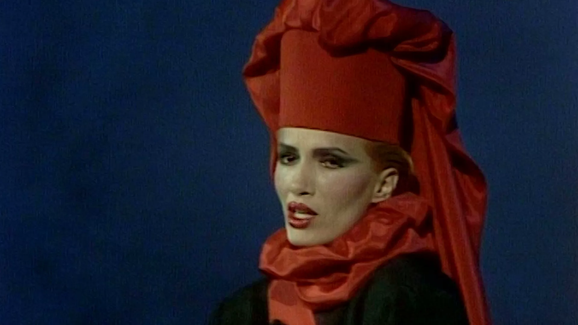 Слађана Милошевић: The Thrill ( New Love)