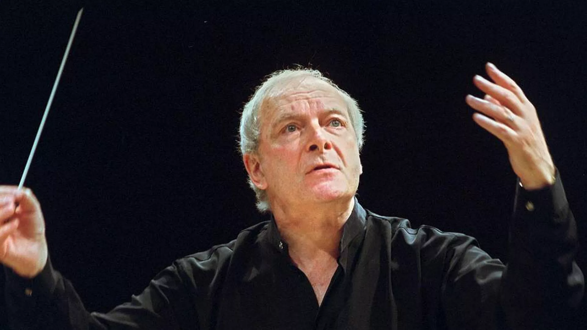 Антикотека – Кристрофер Хогвуд