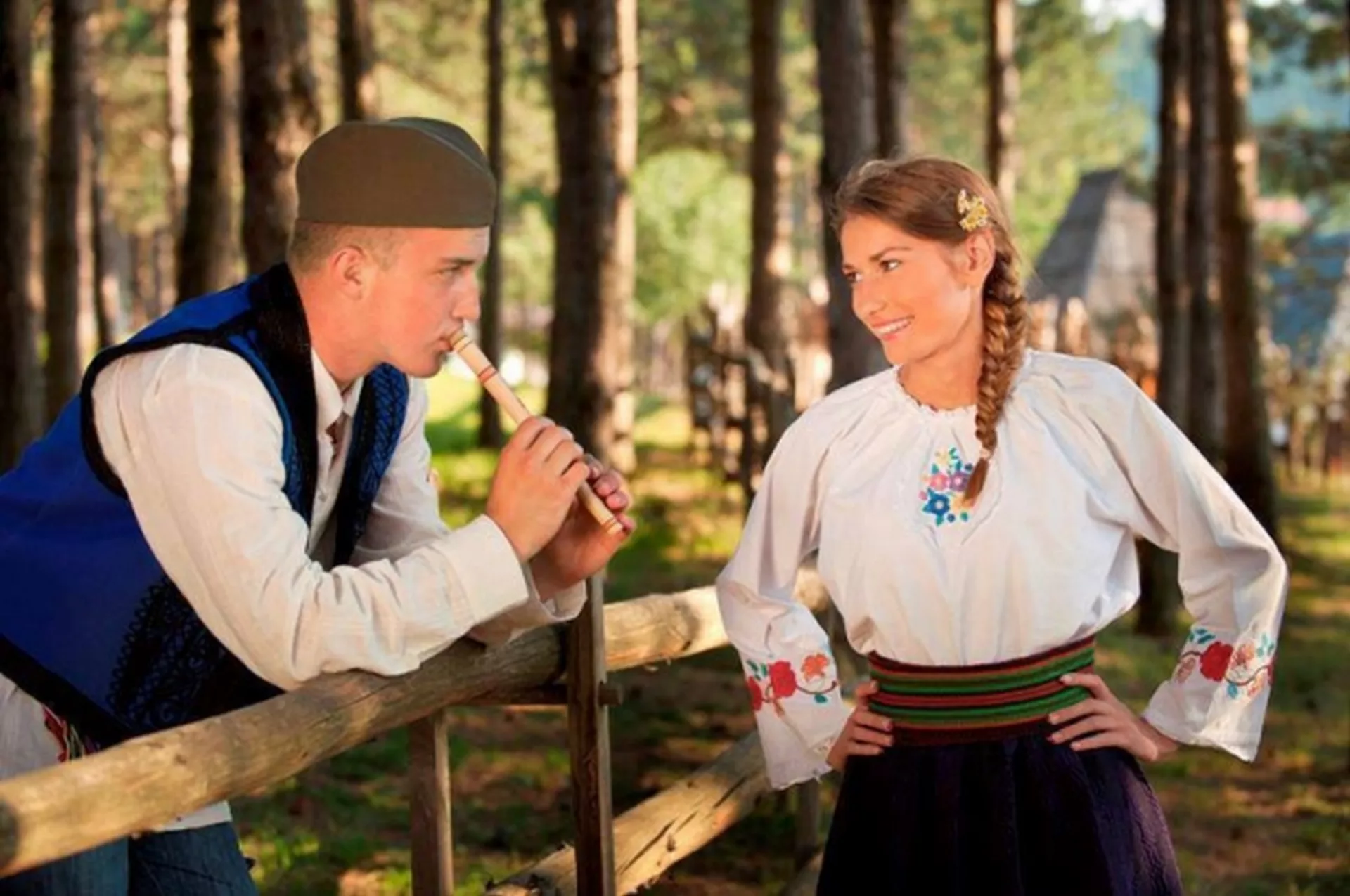 Од злата јабука – Народне лирске љубавне песме