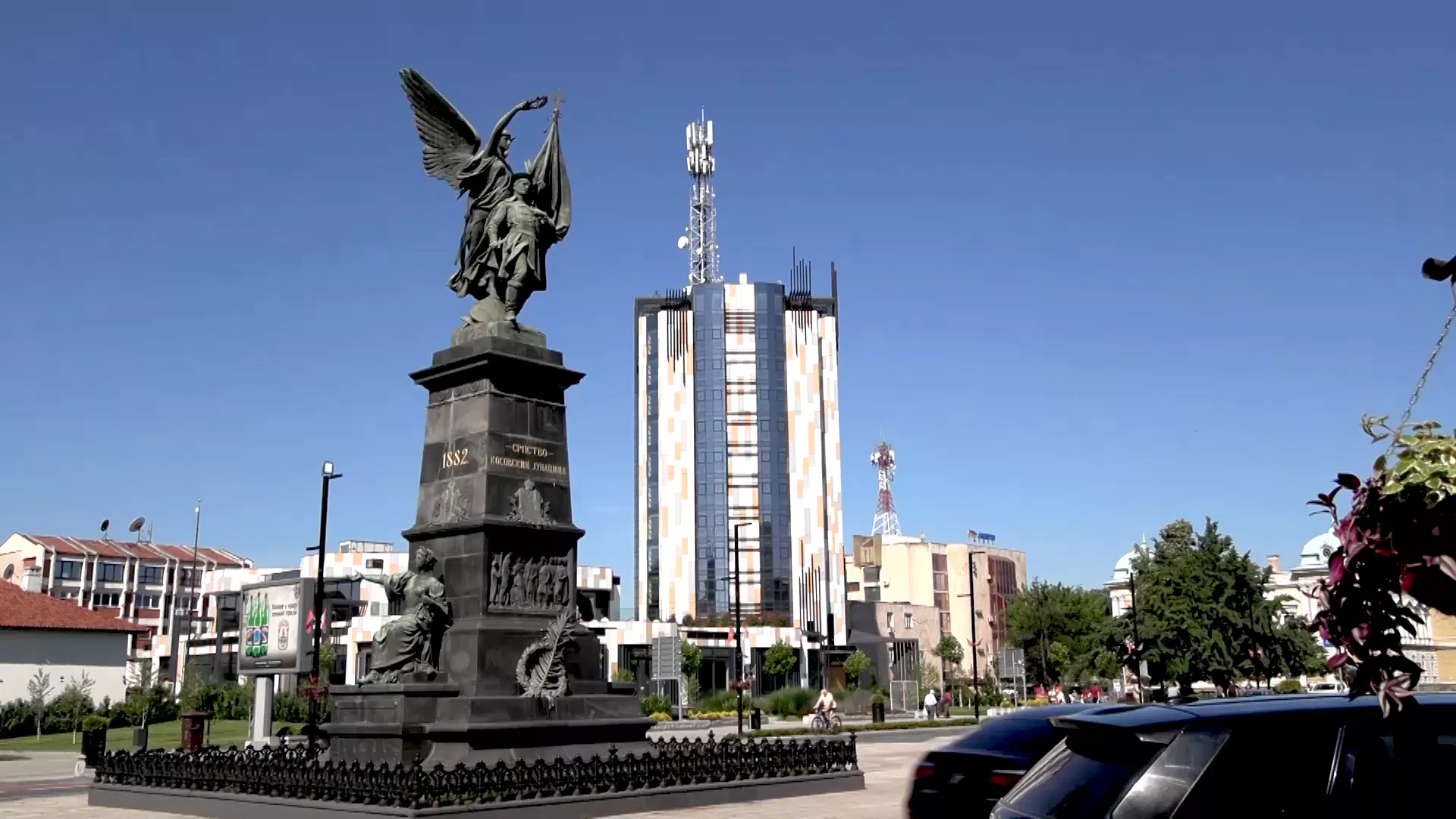 Споменик Косовским јунацима