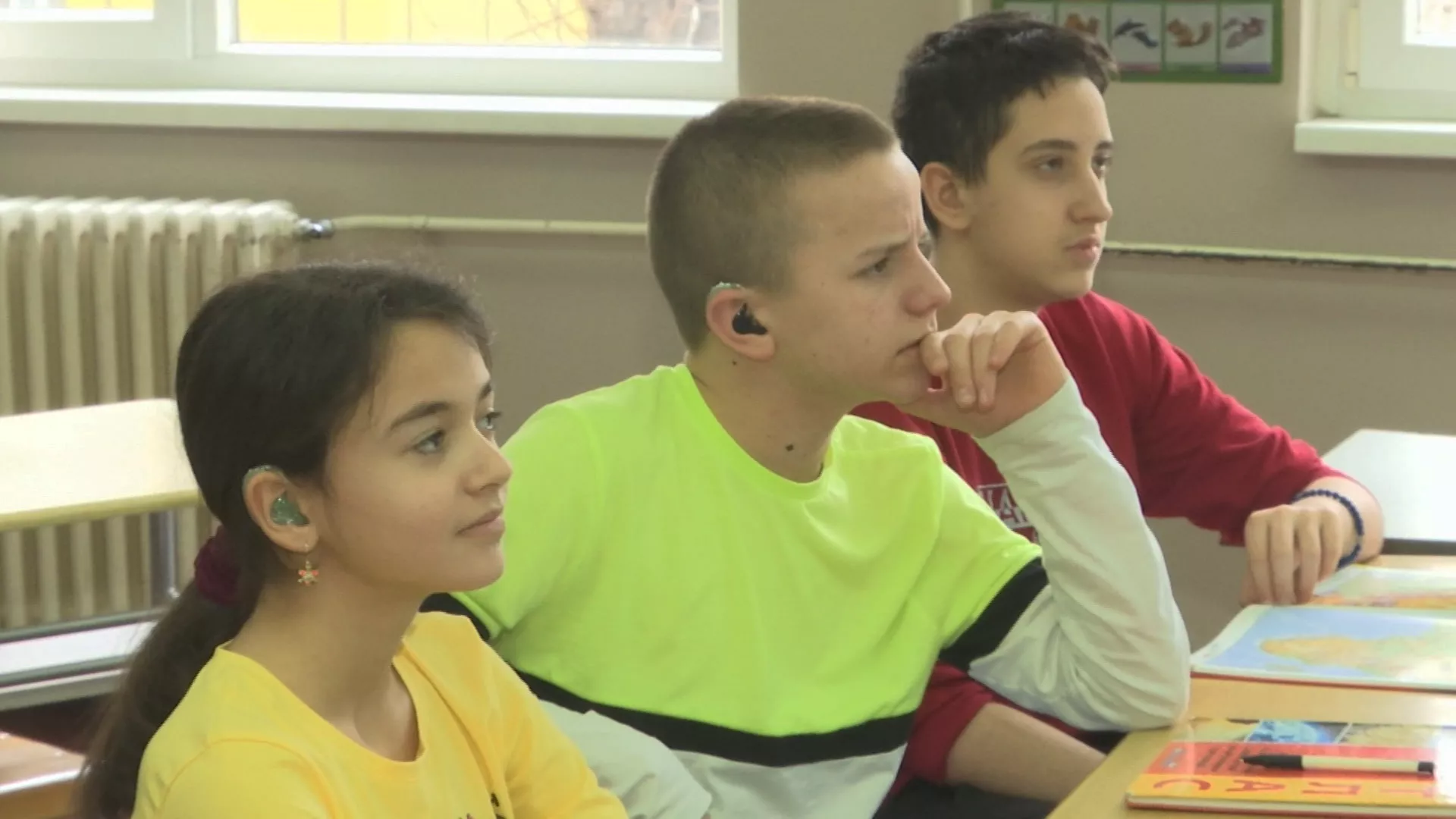 Тишина своје звуке има