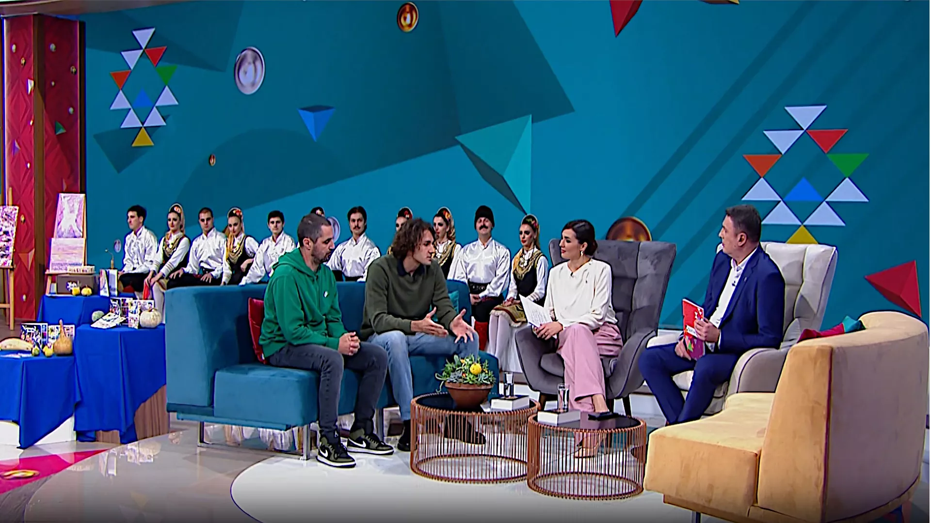 Шареница: Фламенко, гитара и Бумбарска торта