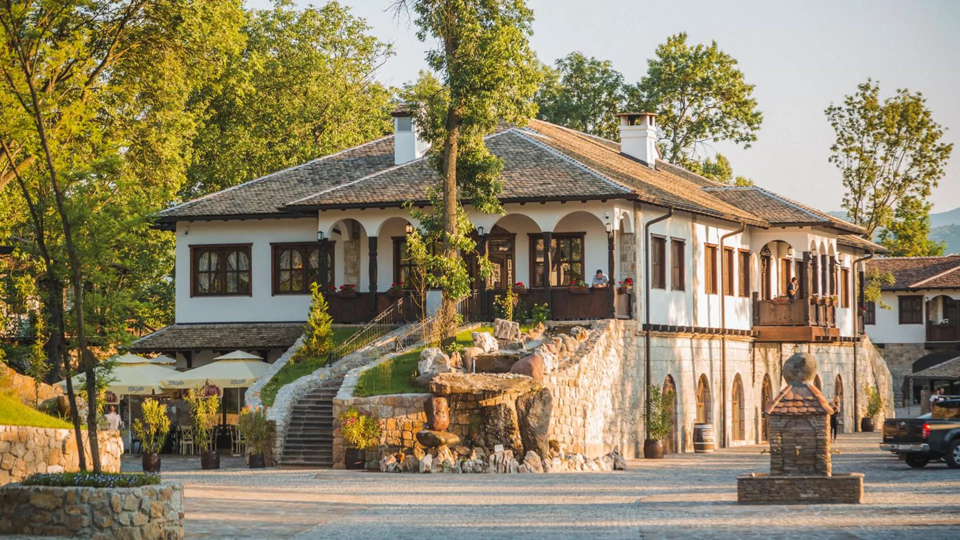 Од злата јабука – Пиротски крај