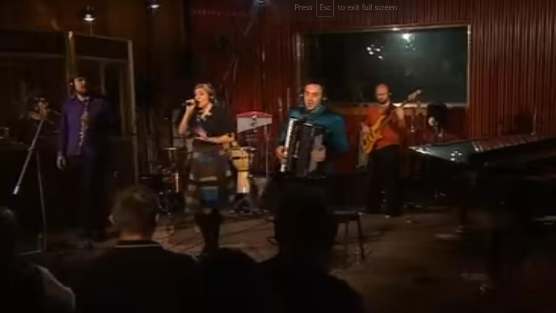 Од злата јабука ‒ Диванхана