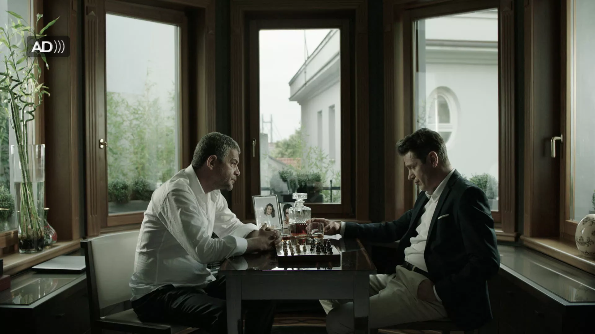 Убице мог оца (са аудио-дескрипцијом) (2016) (2. епизода)