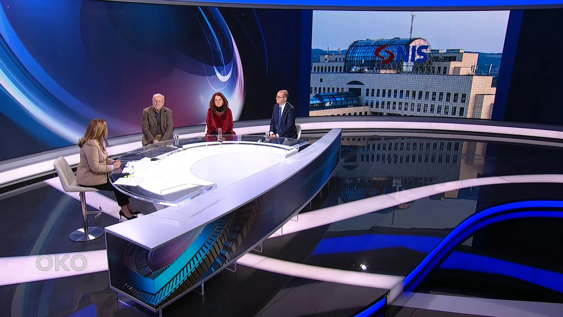 Око: НИС заробљен у чекању Русије и Америке