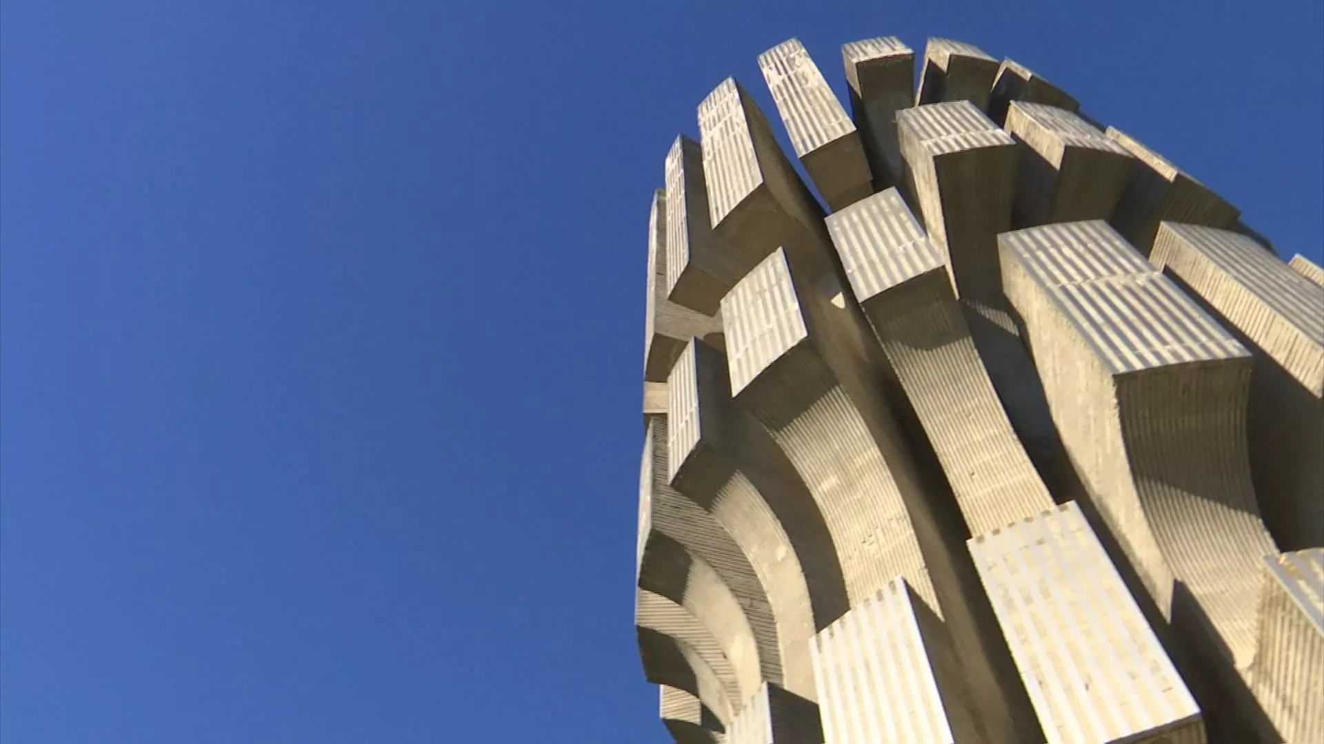 Квадратура круга: Сузе Козаре