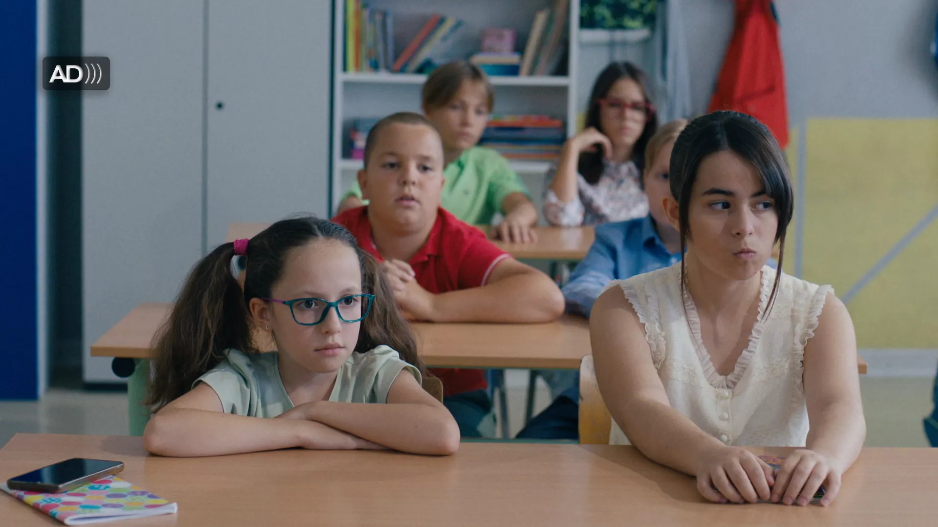 Мина прелази нивое (2.сезона) (2. епизода са аудио-дескрипцијом)