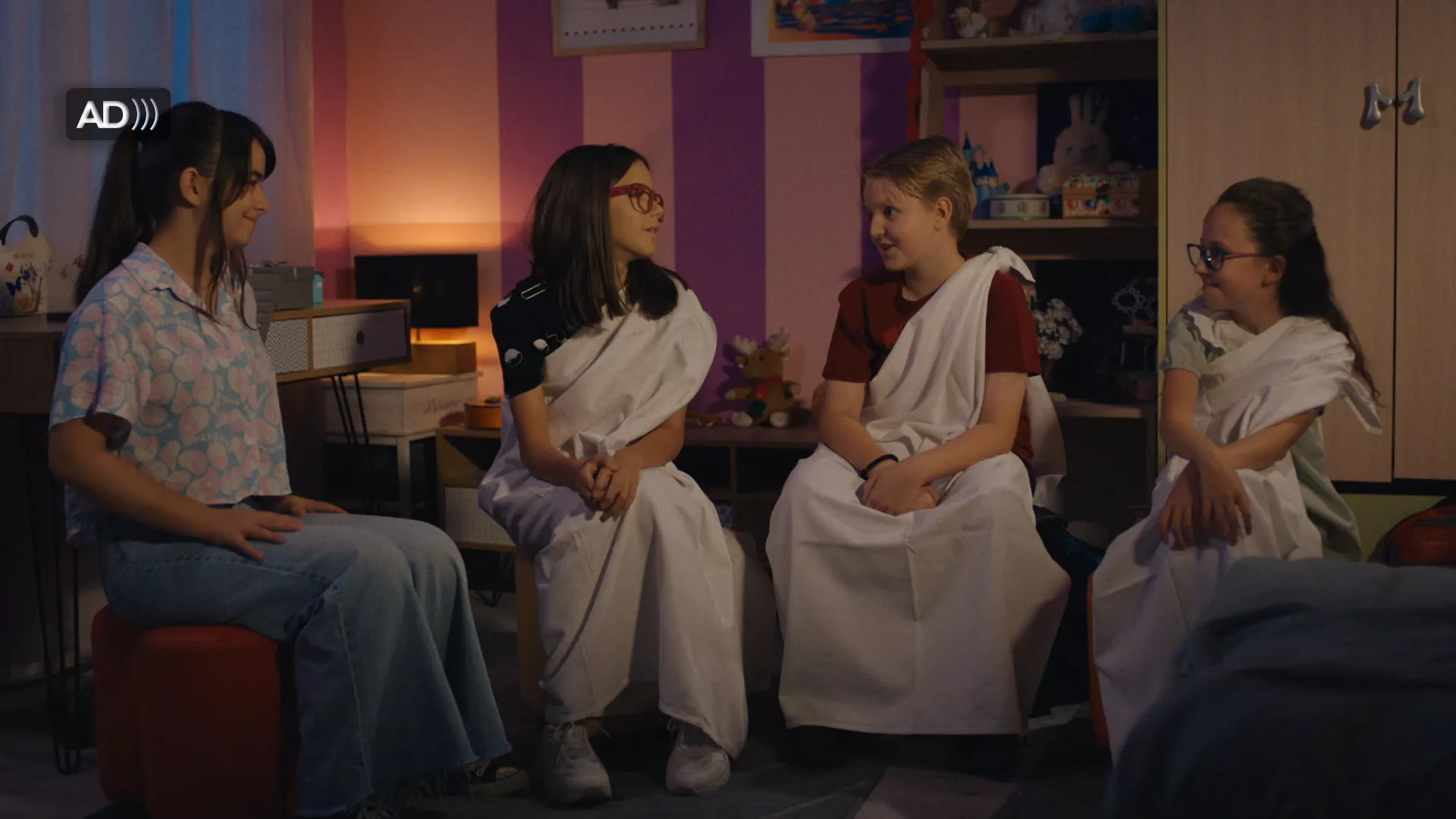 Мина прелази нивое (2.сезона) (5. епизода са аудио-дескрипцијом)