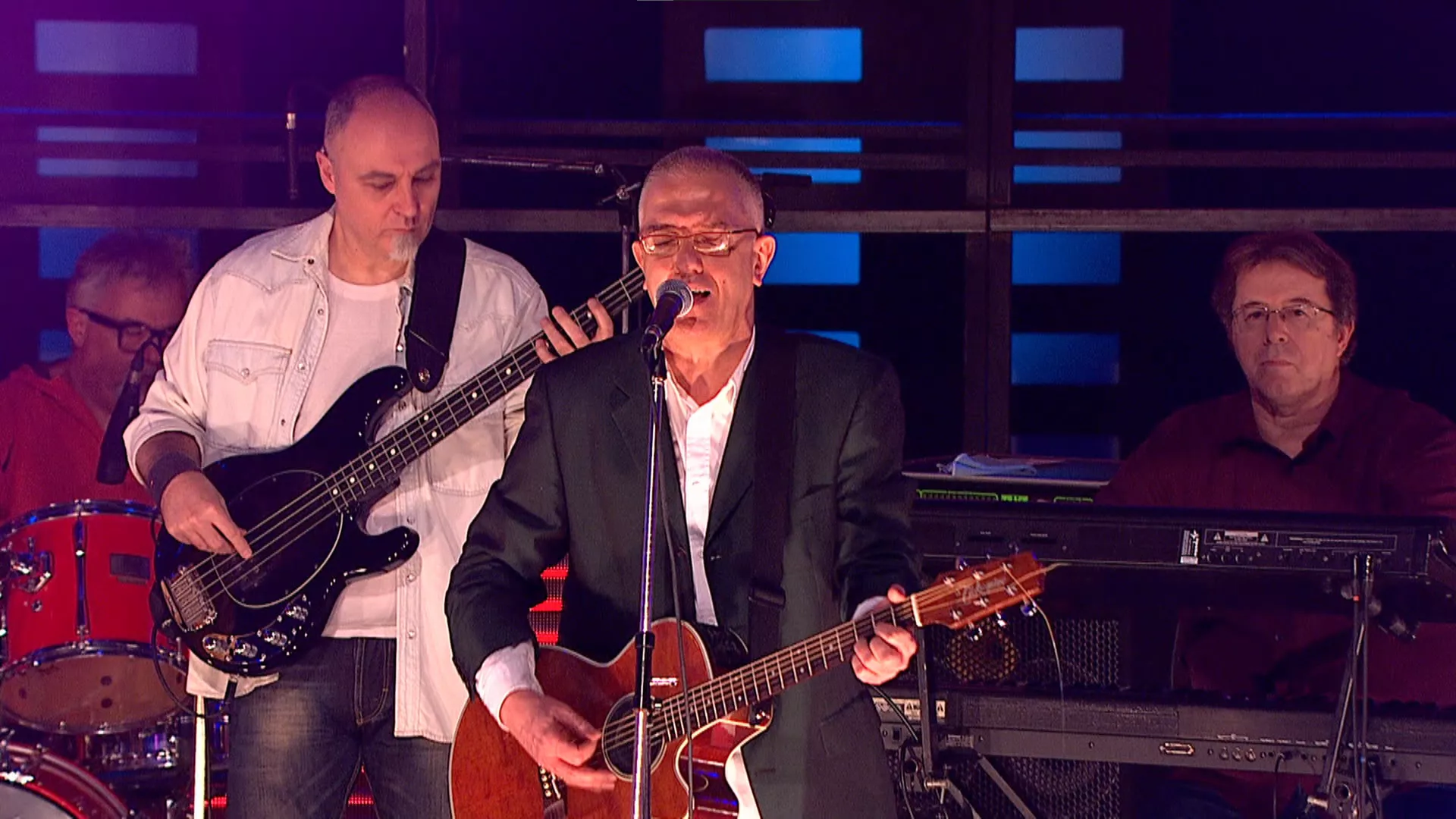 Три боје звука: Дејан Цукић, Stuttgart Online и Eyot