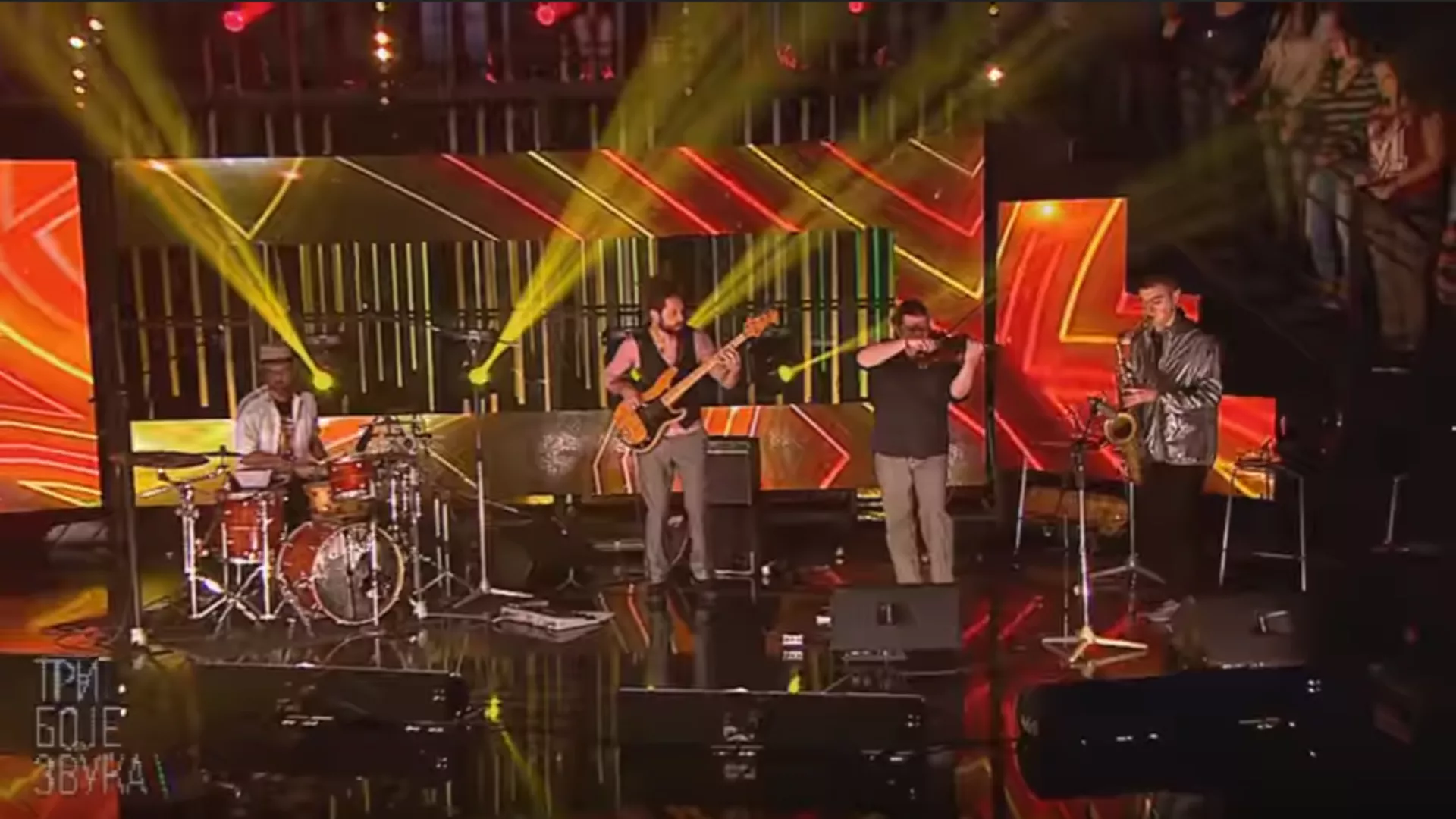 Клуб 2 – Бане Радојковић