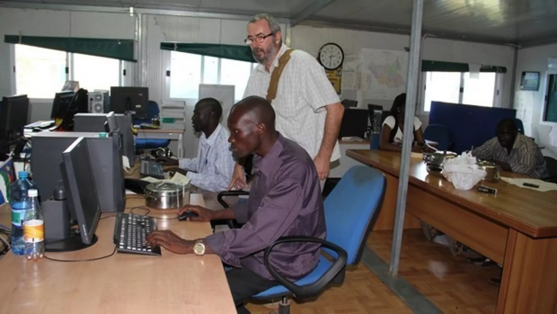 Невидљиви људи – Зоран Ћулафић