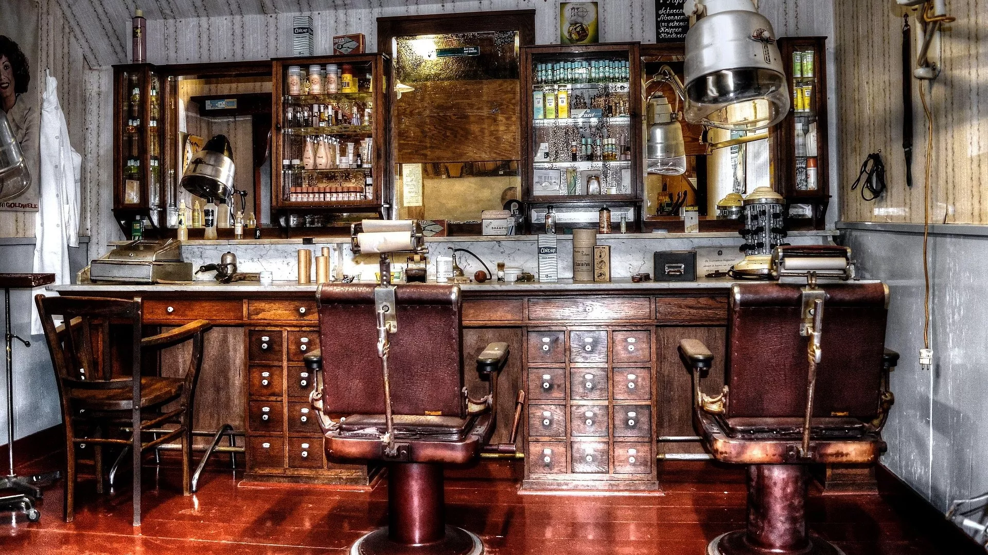 Код два бела голуба  - Берберин, тамбураш и песник Марко Нешић