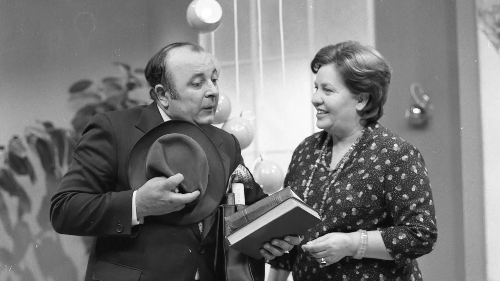 Траг: Стоти рођендан госпође глумице