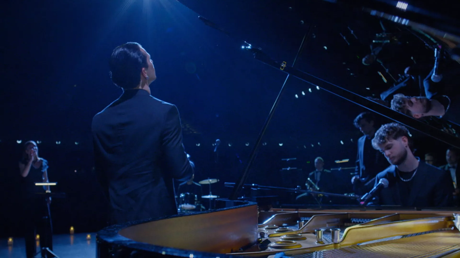 Лавина – Крај мене (симфонијска верзија)