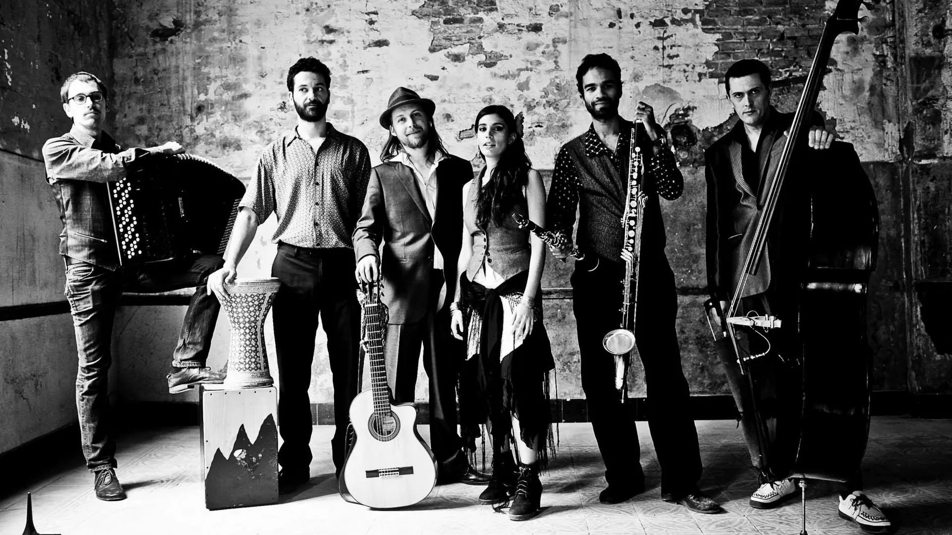 Од злата јабука – Балканска музика