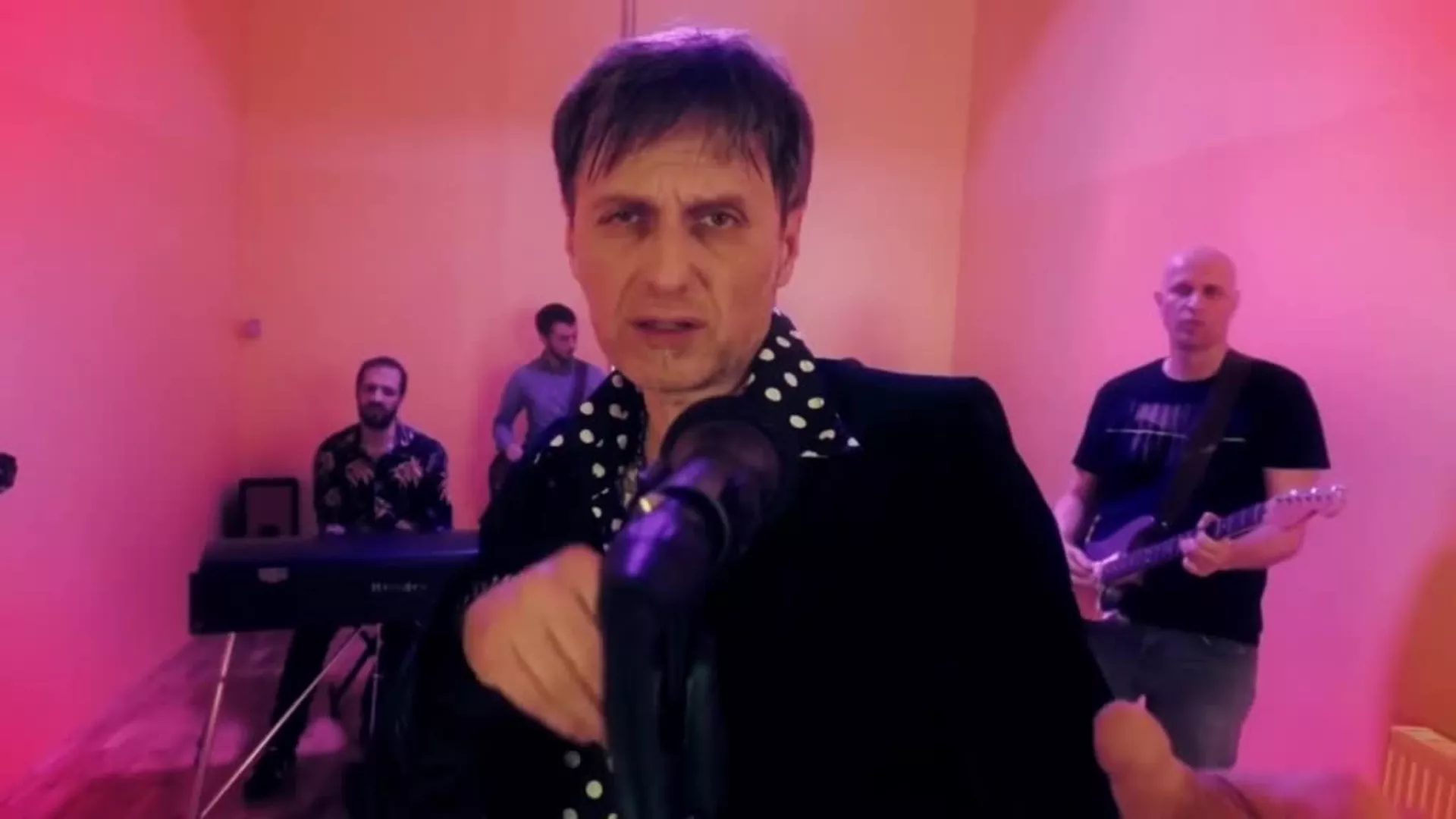 MTS Vision 2019 - Pips & Chips video clips – Кунг фу лекције