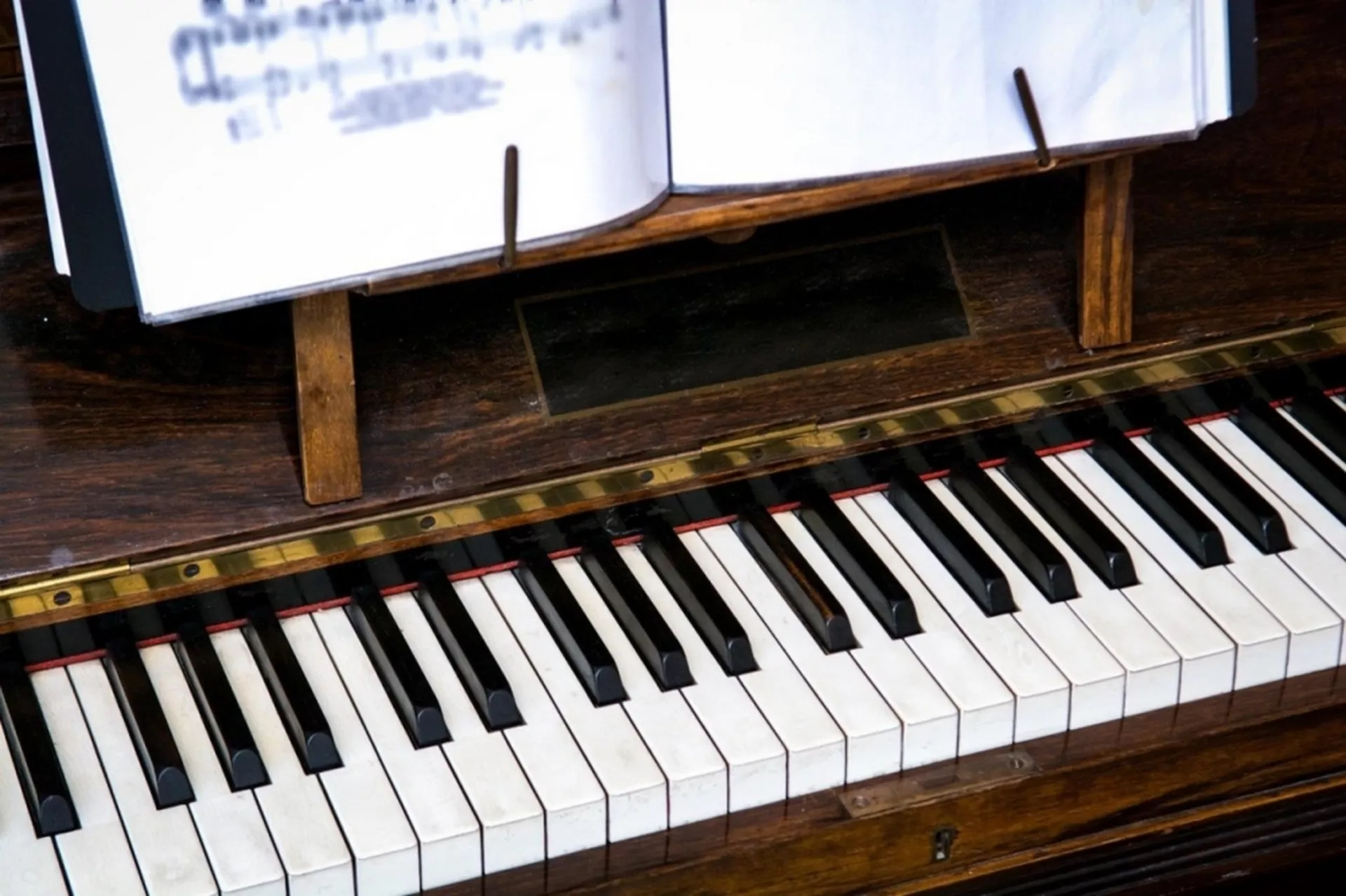 Аутограм – Клавирска музика Марка Тајчевића