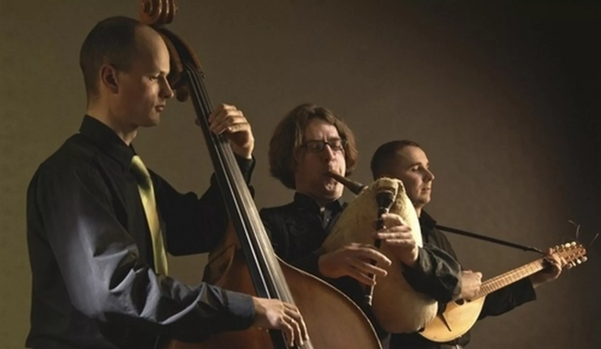 Од злата јабука – Пољски састав Саракина