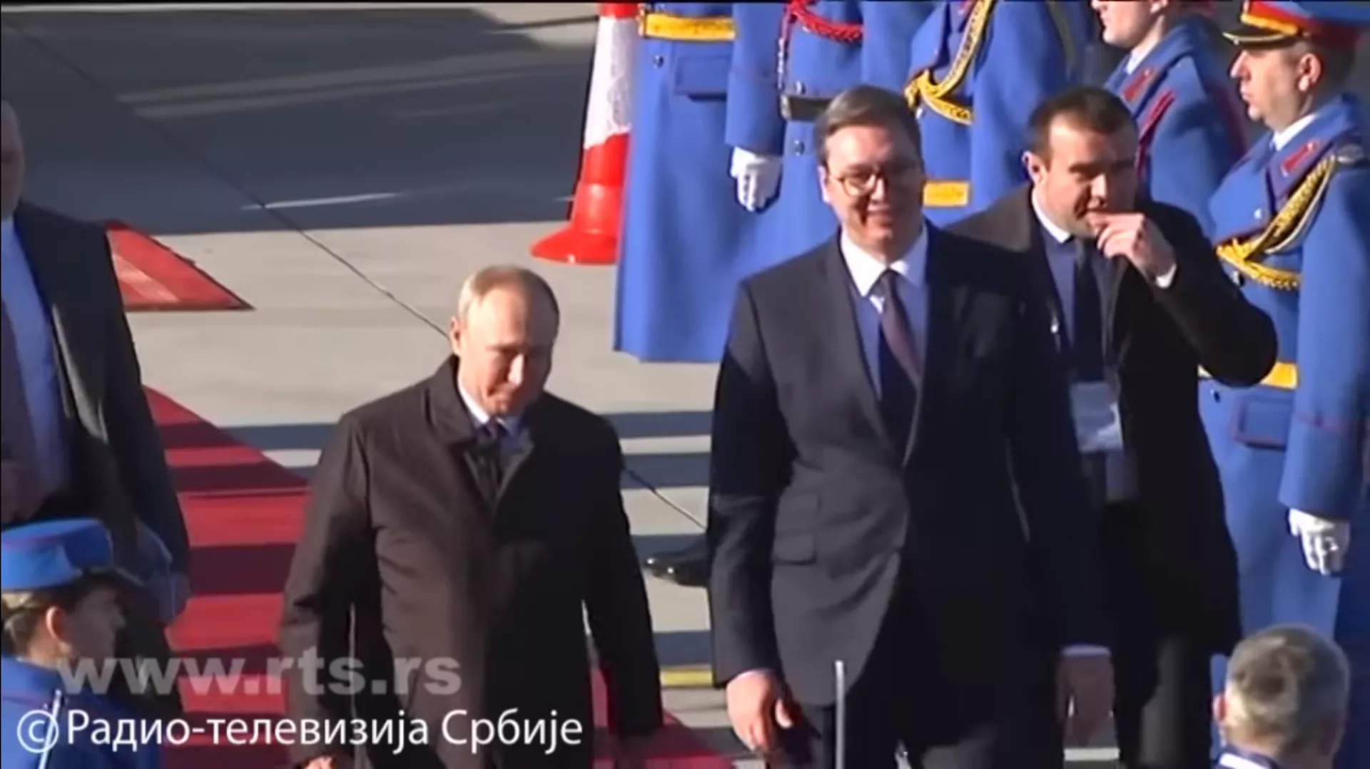 Агора - О српско-руским односима