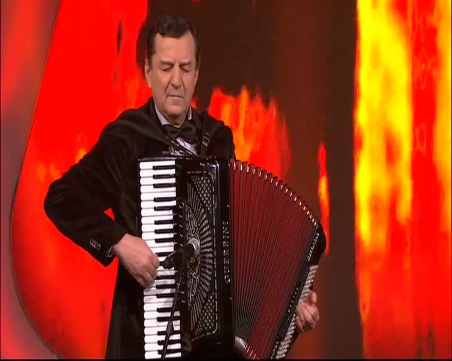 Иде Миле – Љубиша Павковић