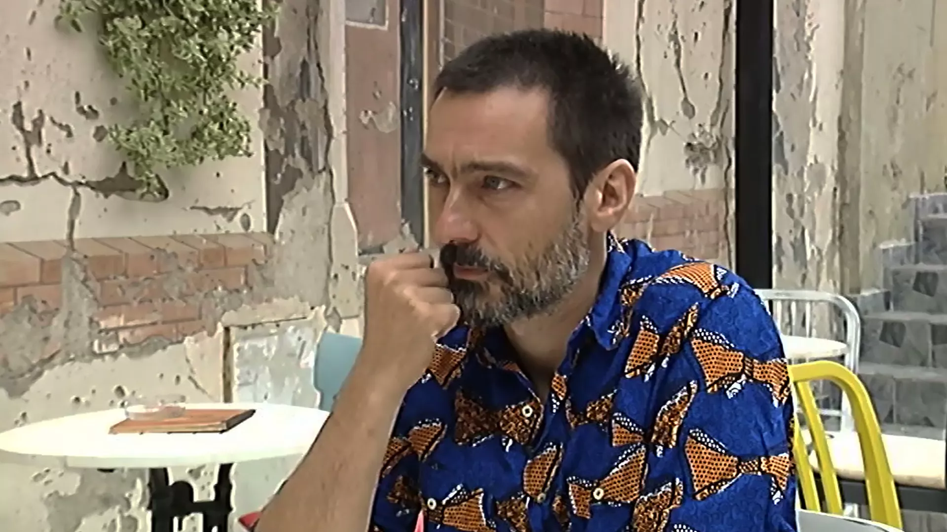 Остави све и читај – Милош Томић