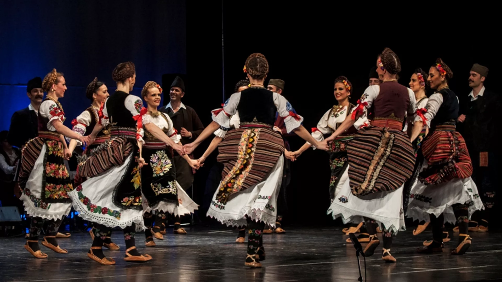 Од злата јабука – " Јасенички жубор"