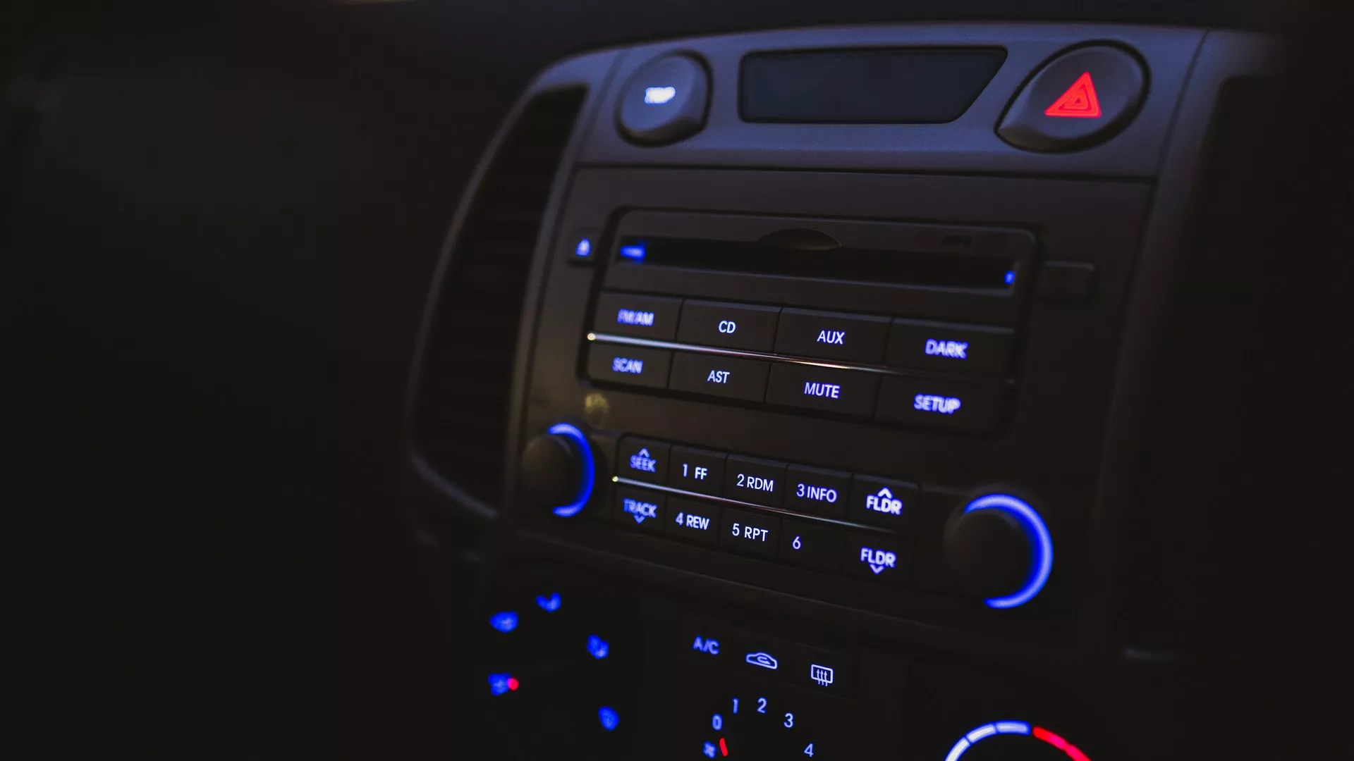 Kako slušati muziku na radiju?