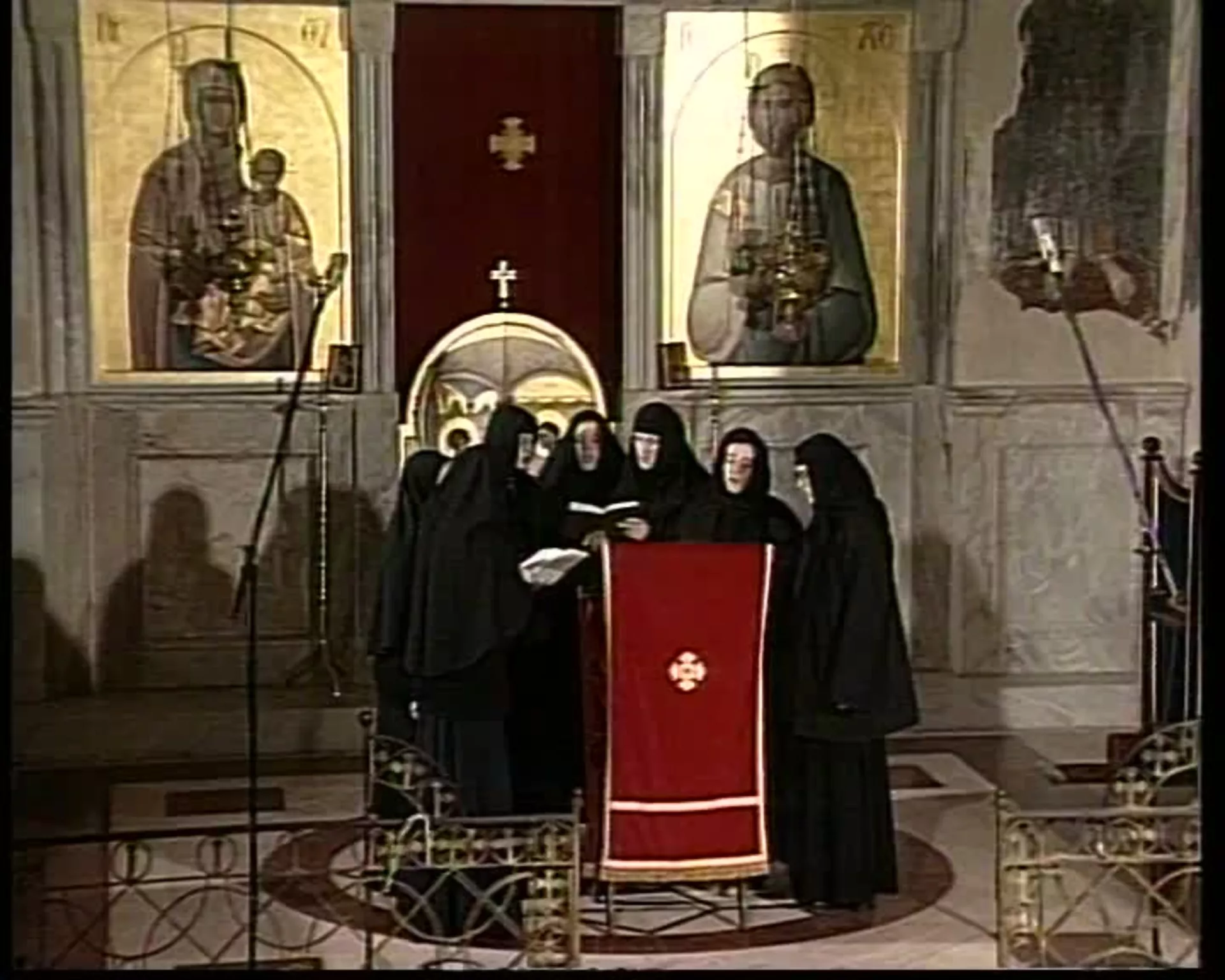 Božićne pesme: Hor monahinja manastira Žiča