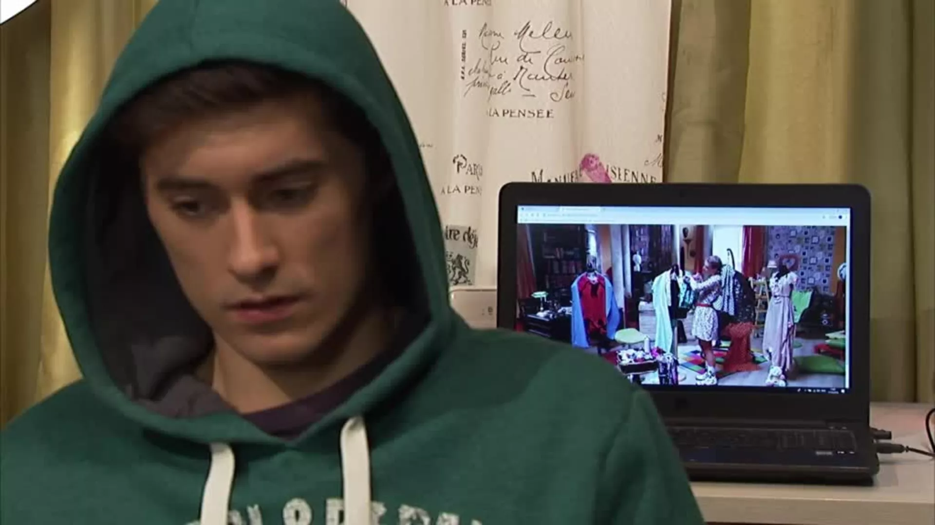 Muke jednog Lava: Dečko ne voli da se šiša