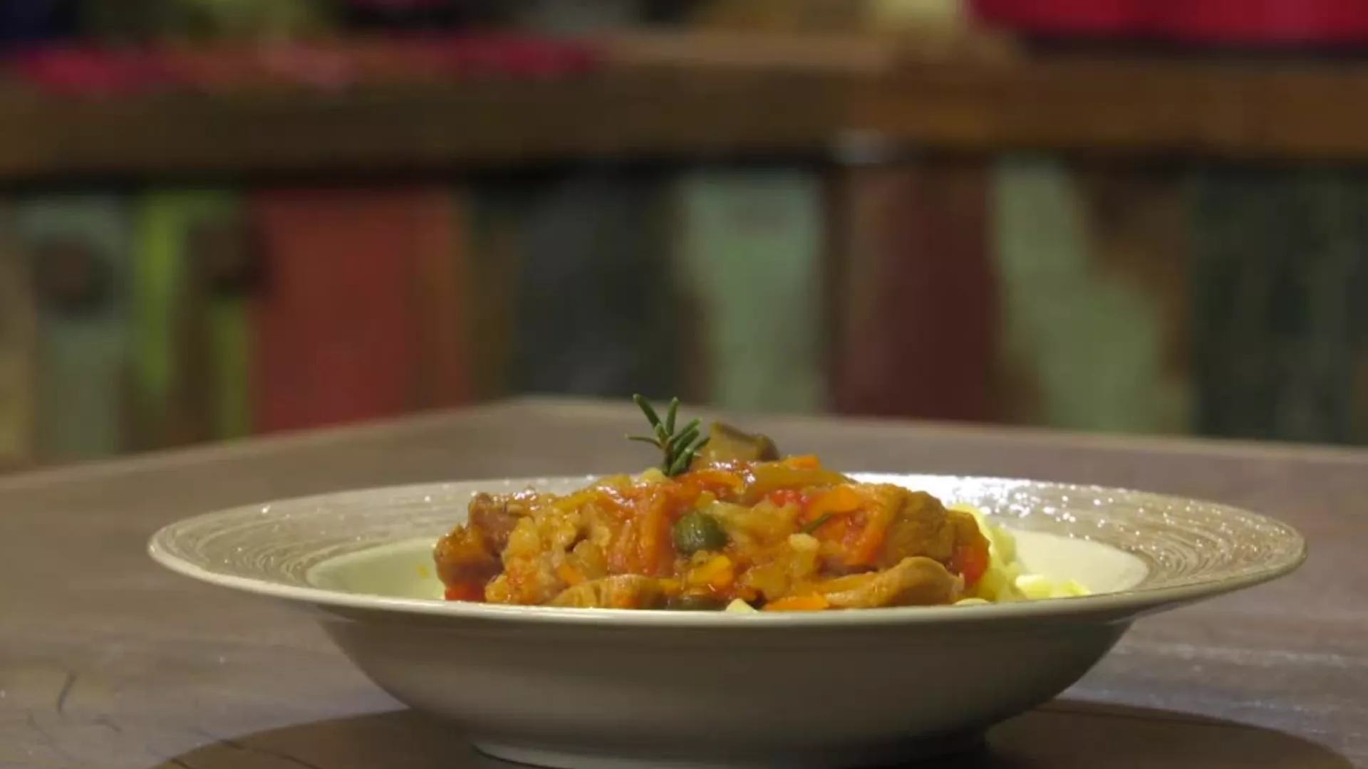Gastronomad – Trbuhom za duhom: Ćureći bataci na provansalski način