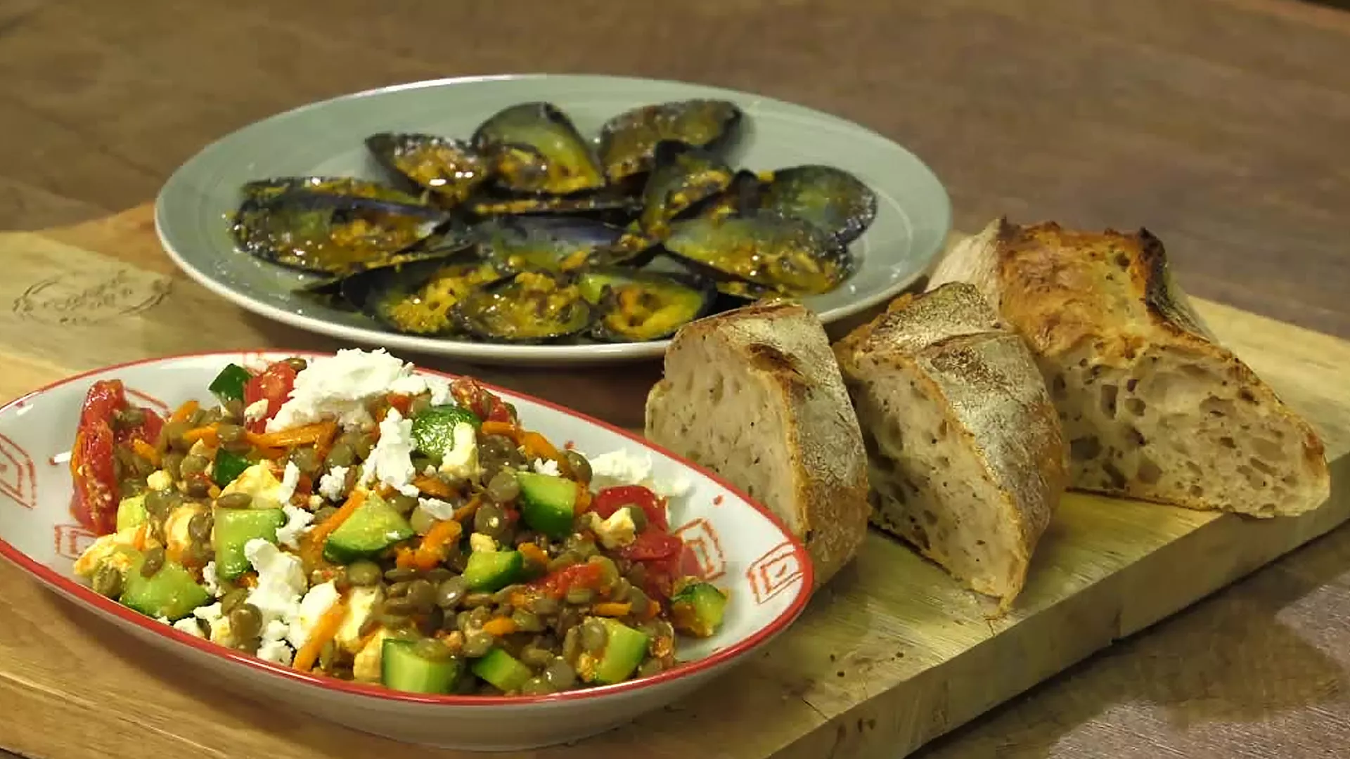 Gastronomad – Trbuhom za duhom: Midia saganaki