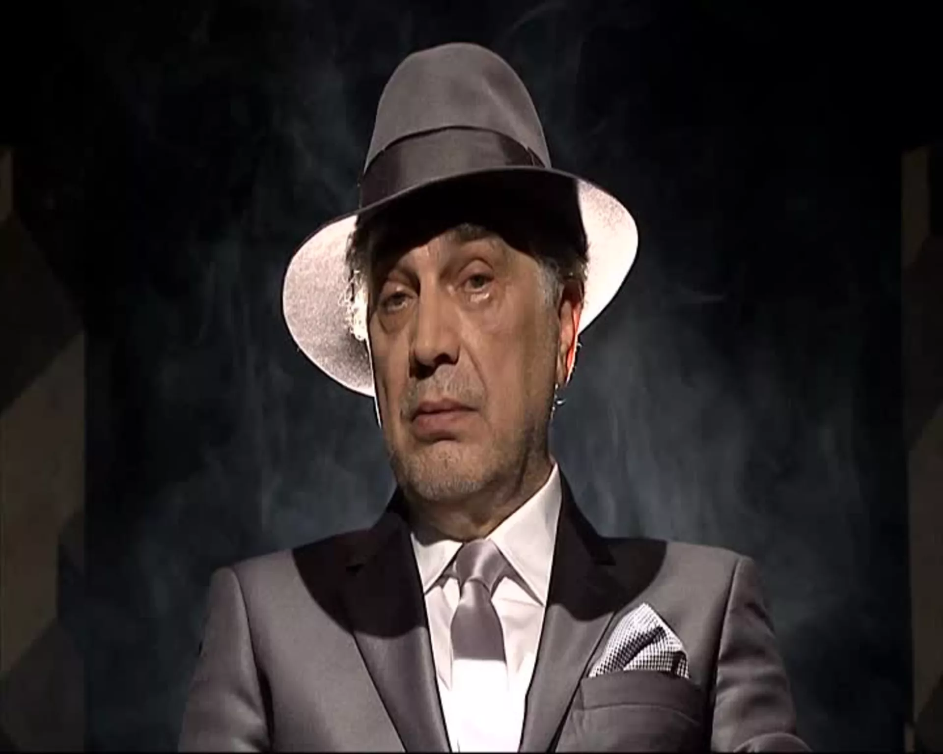 Lazina pletisanka: Objesen