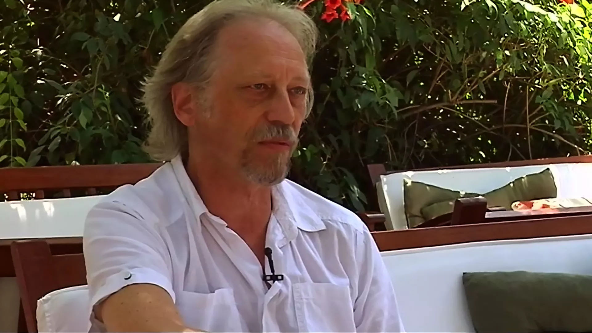 Ostavi sve i čitaj – Vladislav Bajac