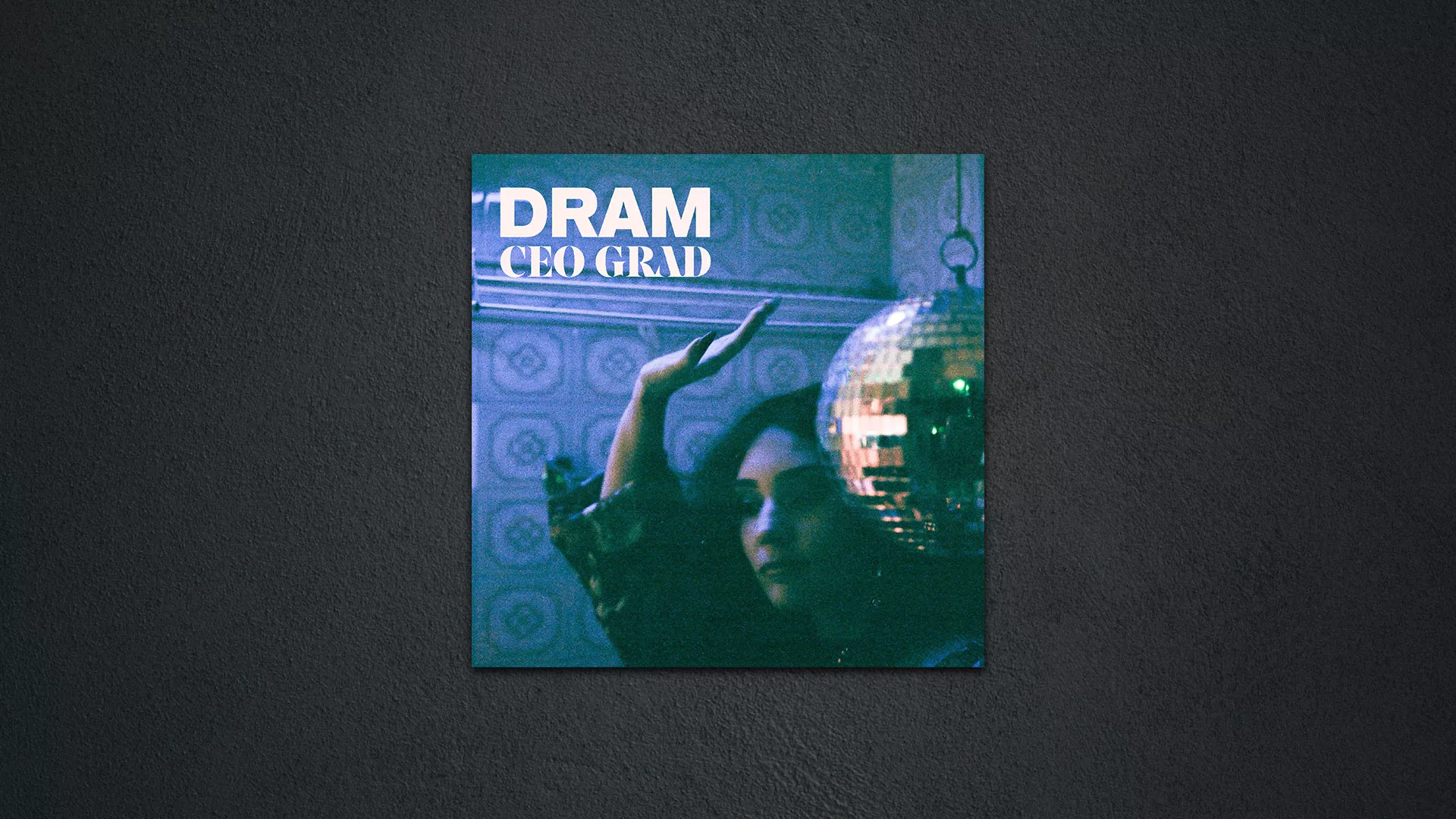 Dram – Ceo grad