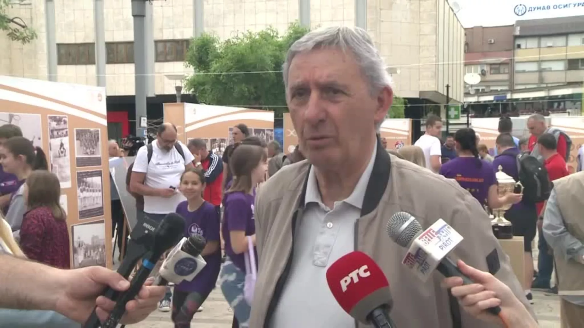 Svetski a naši