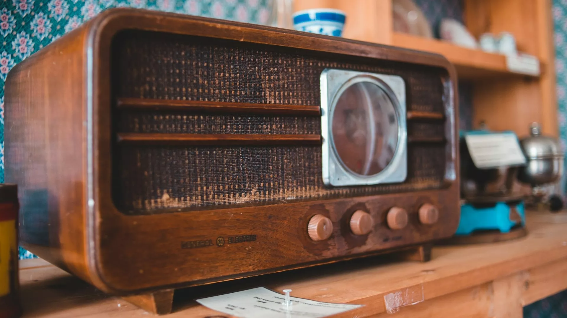 Jevgenij Zajcev: Sovjetski i američki radio u Kini (1919–1949)