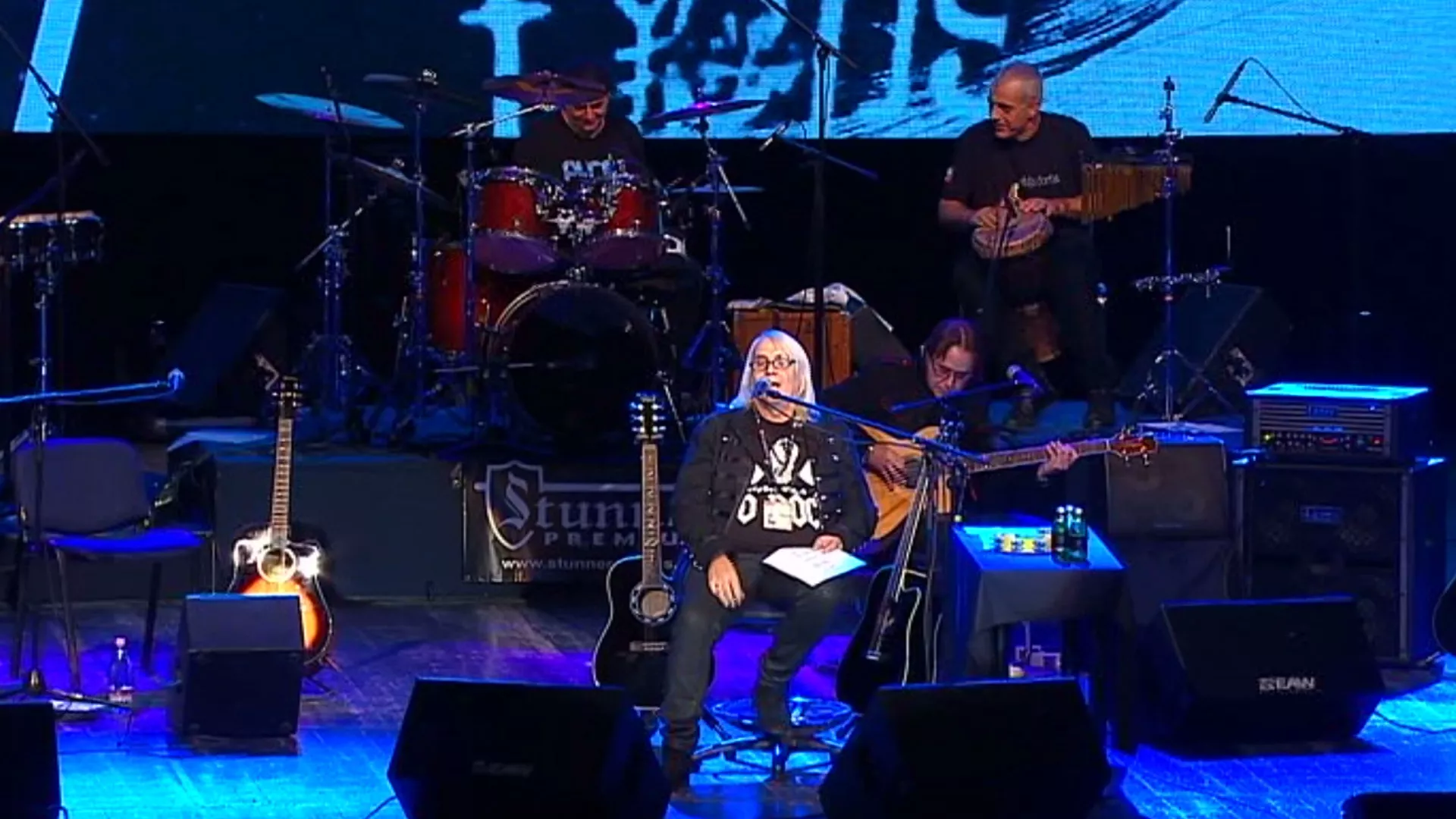 Koncert Riblje čorbe: Čorba se čuje i bez struje, 1. deo