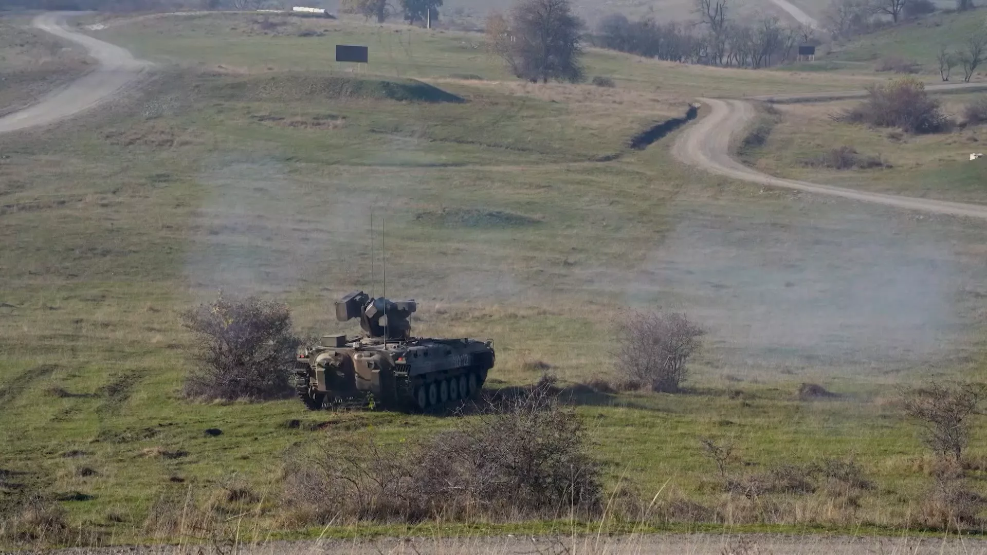 Dozvolite...:  Oklop u komšiluku