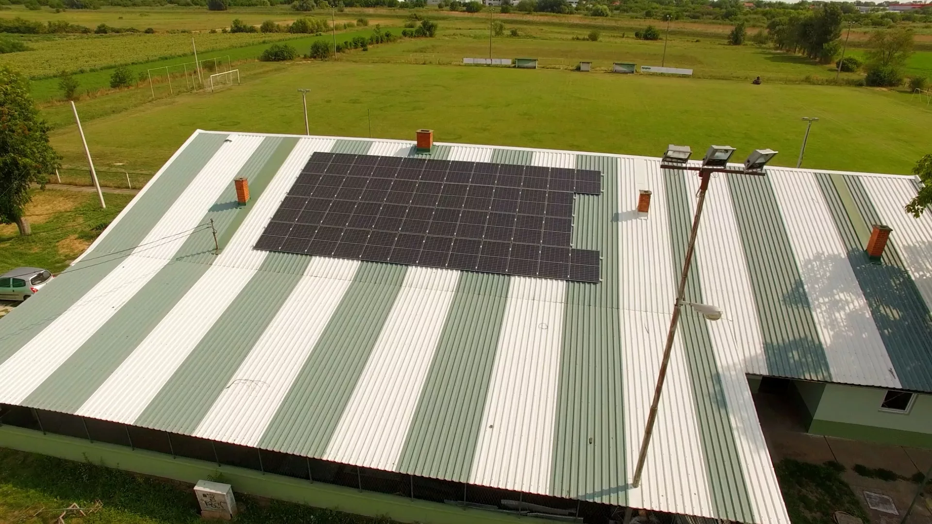 Solarni paneli na stadionu